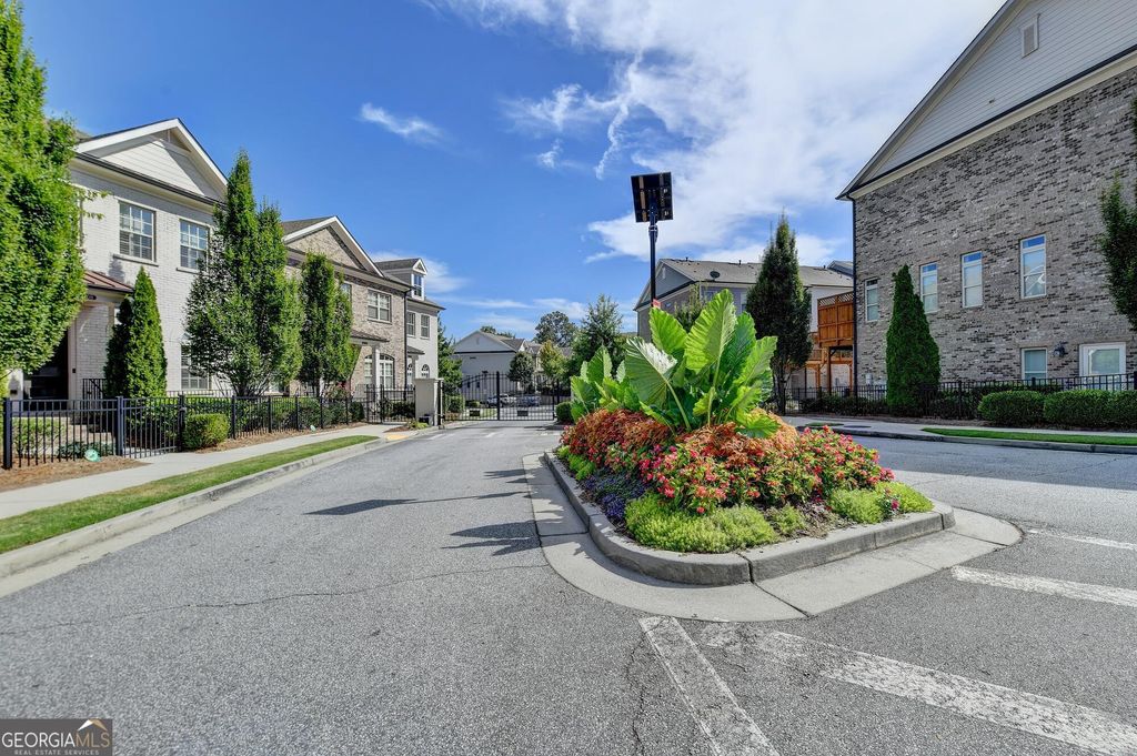 4245 Deming Circle, Sandy Springs, GA 30342