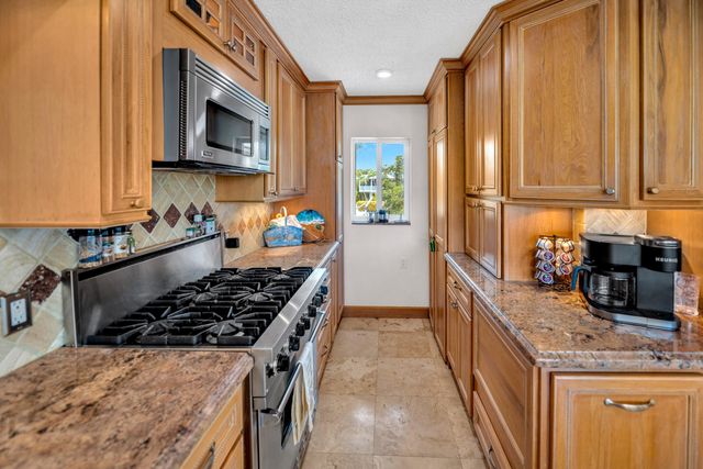 175 Galleon Road, Plantation Key, FL 33036