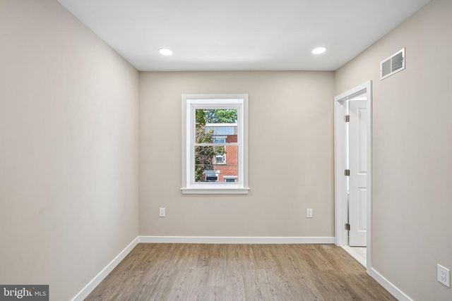 518 GREENWICH ST, Philadelphia, PA 19147