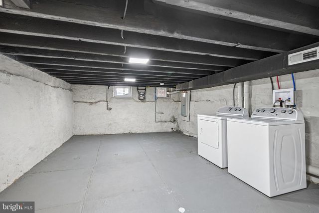 518 GREENWICH ST, Philadelphia, PA 19147