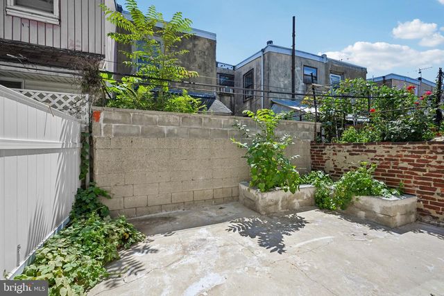518 GREENWICH ST, Philadelphia, PA 19147
