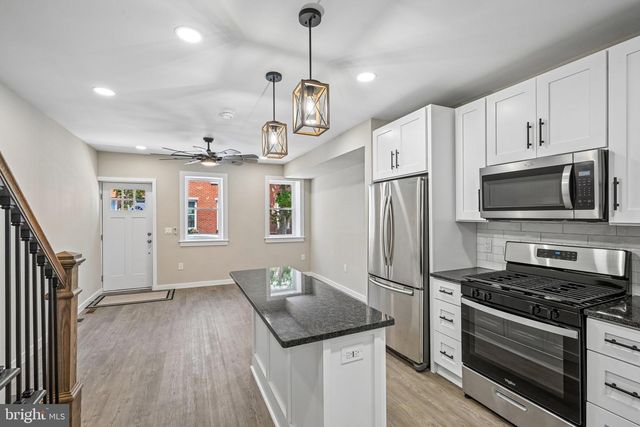 518 GREENWICH ST, Philadelphia, PA 19147