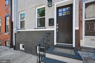 518 GREENWICH ST, Philadelphia, PA 19147