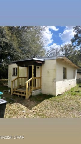 4094 Edgewood Circle, Marianna, FL 32448