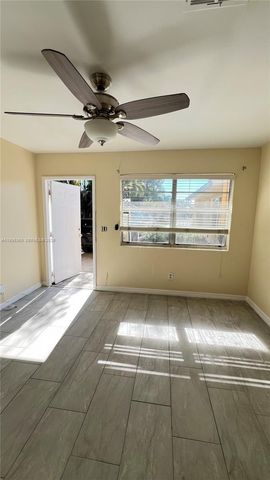706 SW 4th Ter 4, Dania Beach, FL 33004