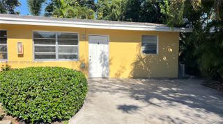 706 SW 4th Ter 4, Dania Beach, FL 33004