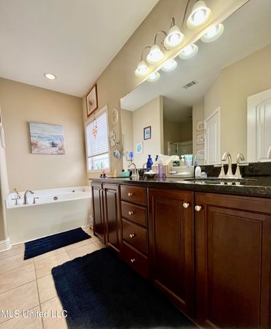 13715 Fox Hill Drive, Gulfport, MS 39503