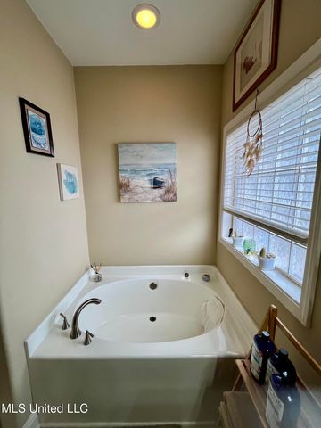 13715 Fox Hill Drive, Gulfport, MS 39503