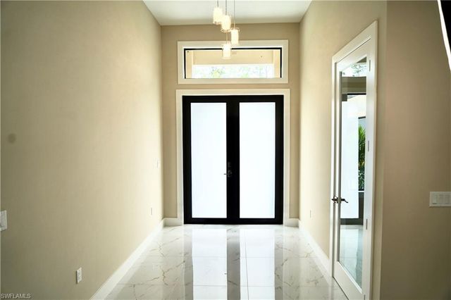 4447 6th AVE NE, Naples, FL 34120