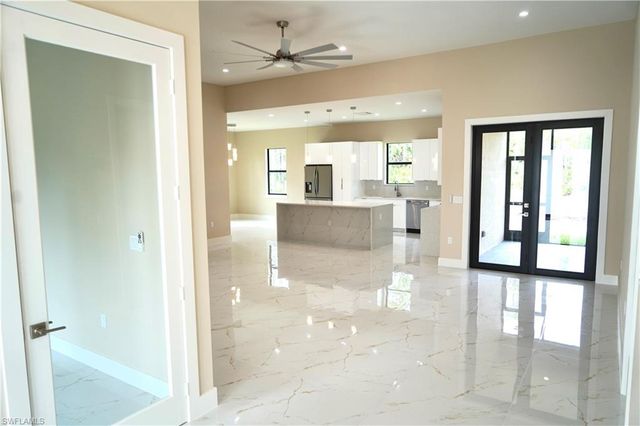 4447 6th AVE NE, Naples, FL 34120