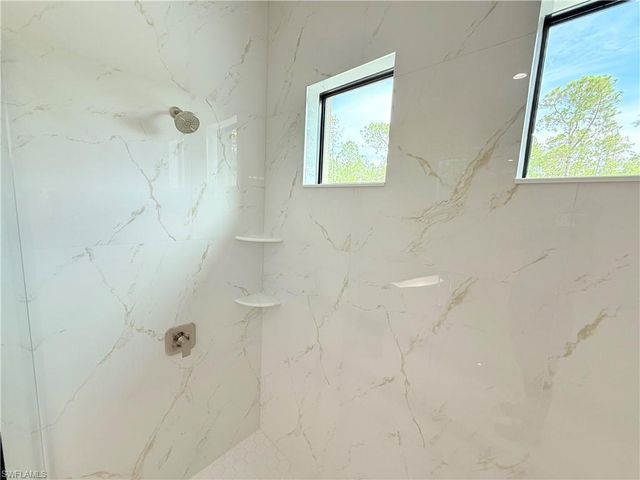 4447 6th AVE NE, Naples, FL 34120