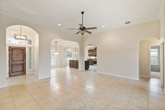 7430 Trail Creek Dr, Corpus Christi, TX 78414