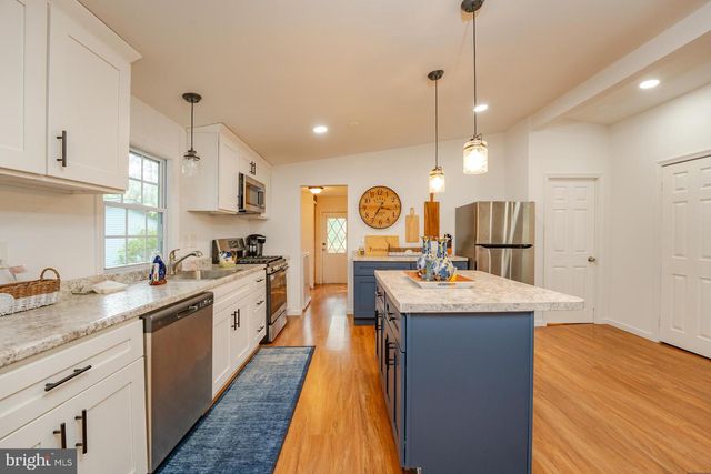 24 HOLLY CT, Mays Landing, NJ 08330