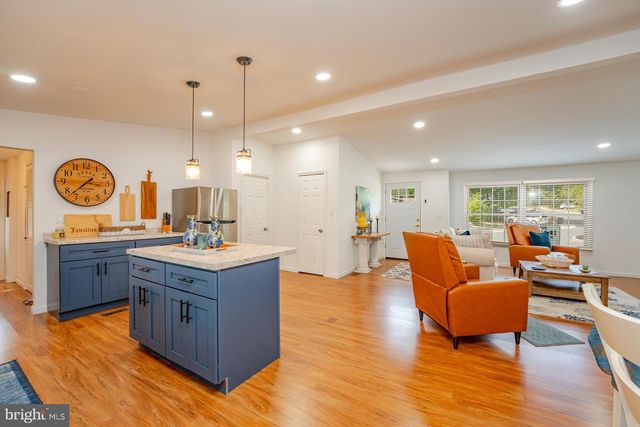 24 HOLLY CT, Mays Landing, NJ 08330