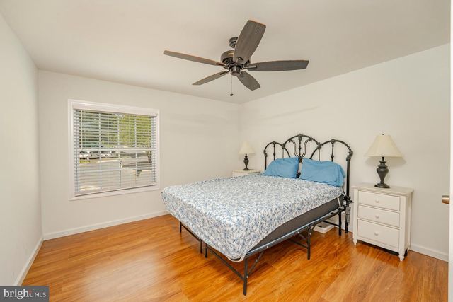 24 HOLLY CT, Mays Landing, NJ 08330