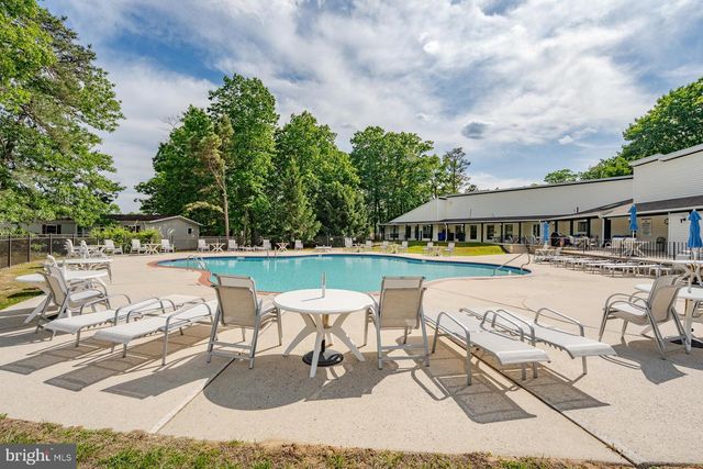 24 HOLLY CT, Mays Landing, NJ 08330