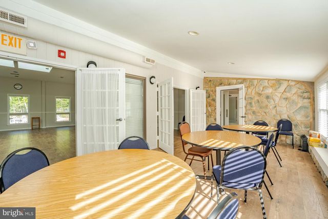 24 HOLLY CT, Mays Landing, NJ 08330