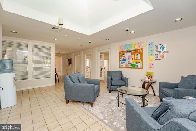 24 HOLLY CT, Mays Landing, NJ 08330