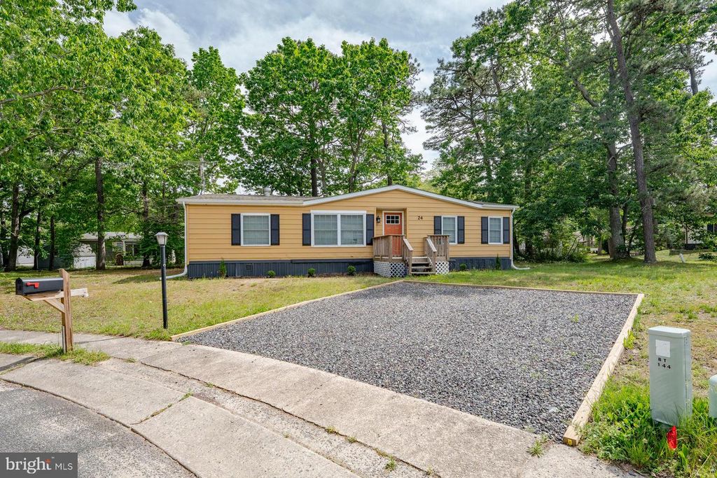 24 HOLLY CT, Mays Landing, NJ 08330
