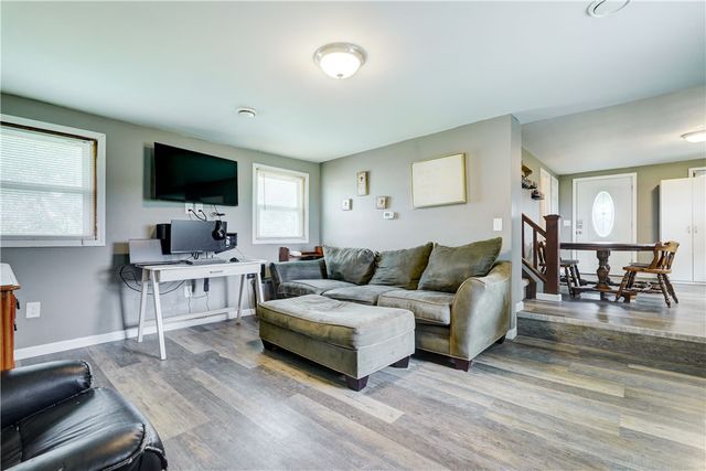 1393 Vroom Road, Ogden, NY 14559
