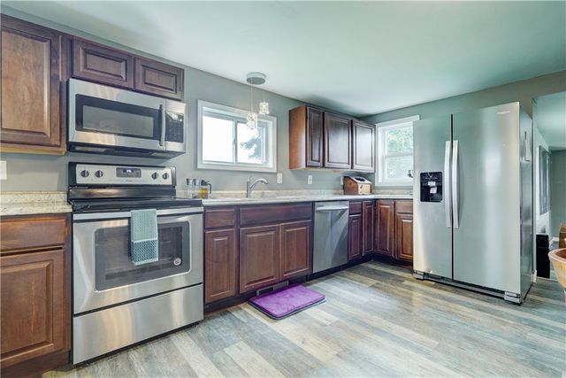 1393 Vroom Road, Ogden, NY 14559