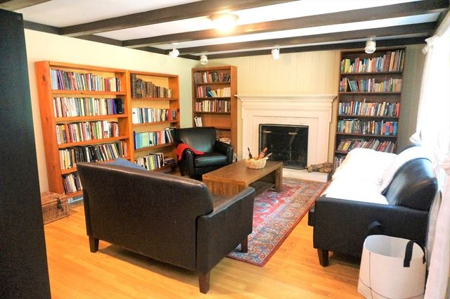 18 Pequot Road SF, Wayland, MA 01778