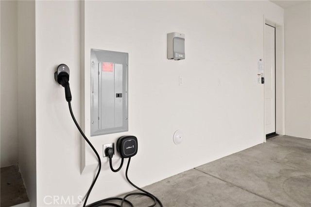 753 Spring Gdn, Irvine, CA 92618