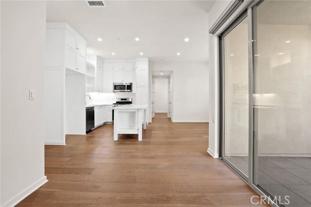 753 Spring Gdn, Irvine, CA 92618