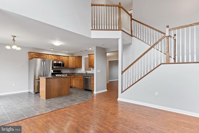 2674 GRACIE DR, Harrisburg, PA 17112