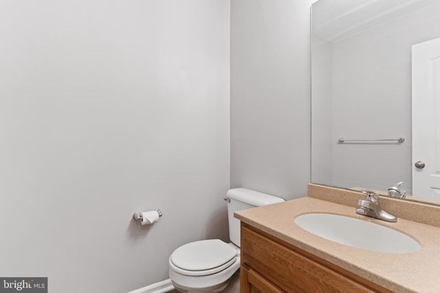 2674 GRACIE DR, Harrisburg, PA 17112