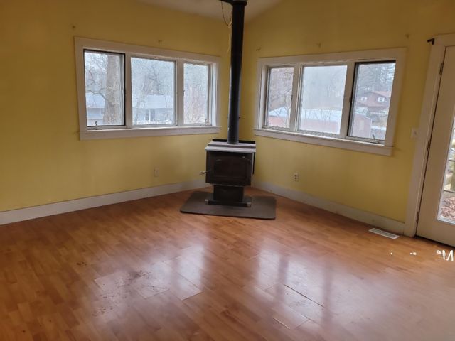 107 W 9th Street, Willow Springs, MO 65793