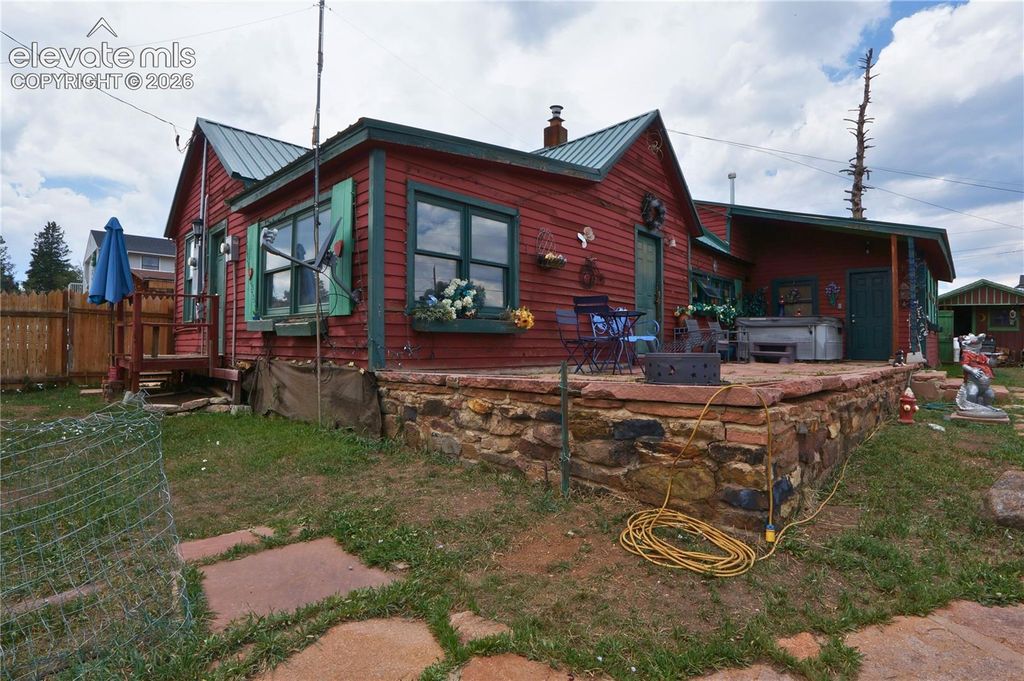 307 W Golden Avenue, Cripple Creek, CO 80813 — photo 2
