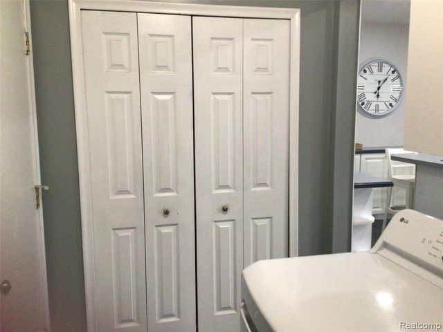 44460 Manitou Drive, Clinton Township, MI 48038