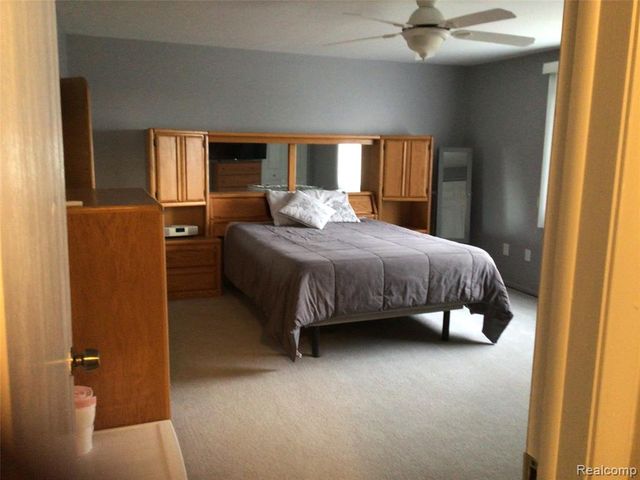 44460 Manitou Drive, Clinton Township, MI 48038