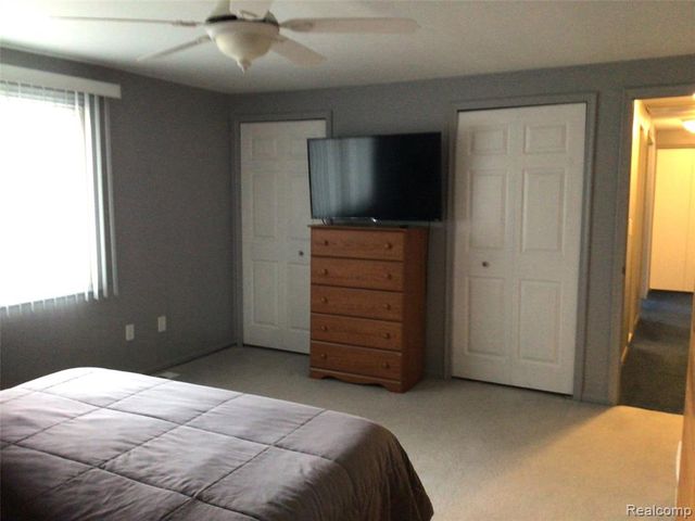 44460 Manitou Drive, Clinton Township, MI 48038