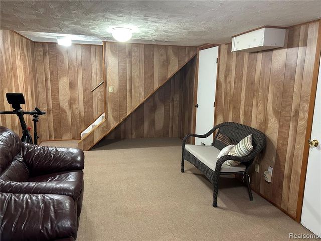 44460 Manitou Drive, Clinton Township, MI 48038