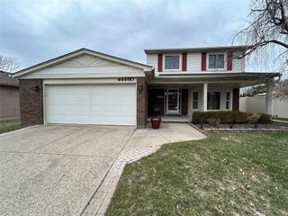 44460 Manitou Drive, Clinton Township, MI 48038