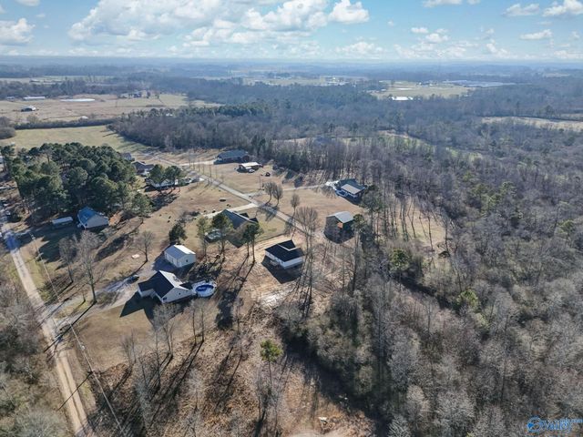 162 Pine Drive, Geraldine, AL 35963