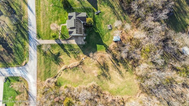 7000 Colton Rd, Crestwood, KY 40014