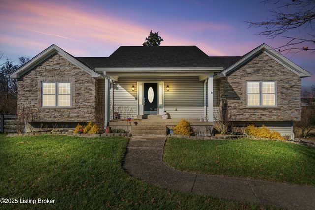 7000 Colton Rd, Crestwood, KY 40014