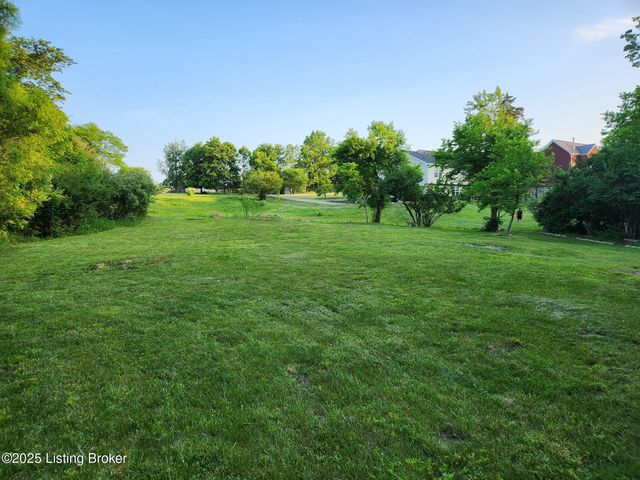 7000 Colton Rd, Crestwood, KY 40014