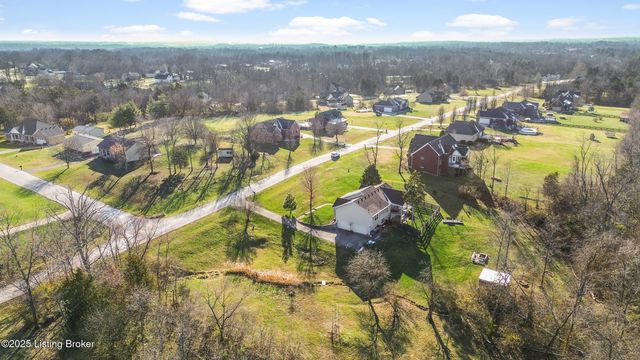 7000 Colton Rd, Crestwood, KY 40014