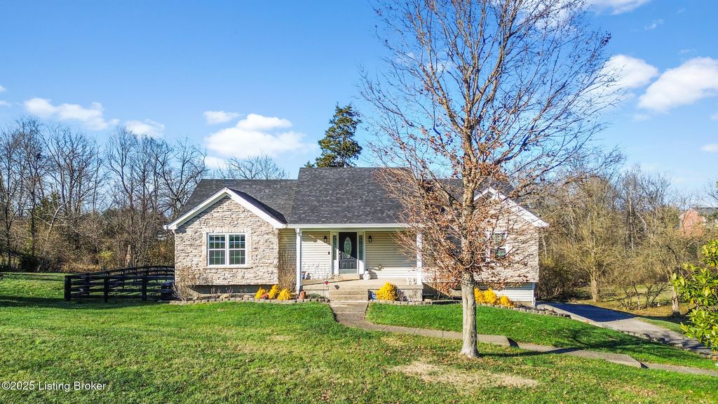 7000 Colton Rd, Crestwood, KY 40014