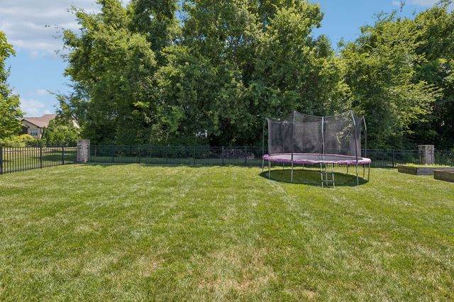 3678 Martins Mill Rd, Thompsons Station, TN 37179