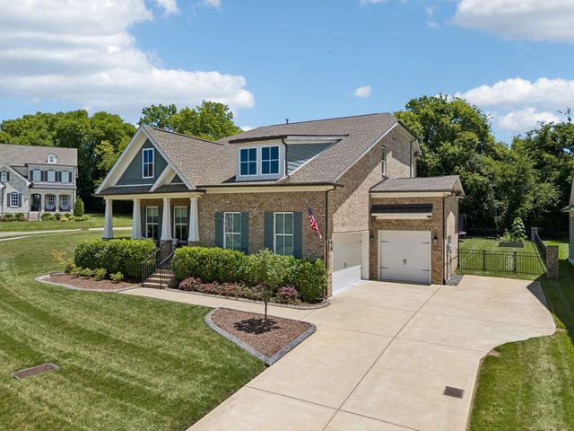 3678 Martins Mill Rd, Thompsons Station, TN 37179