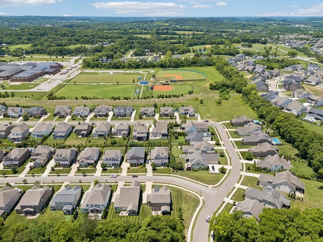 3678 Martins Mill Rd, Thompsons Station, TN 37179