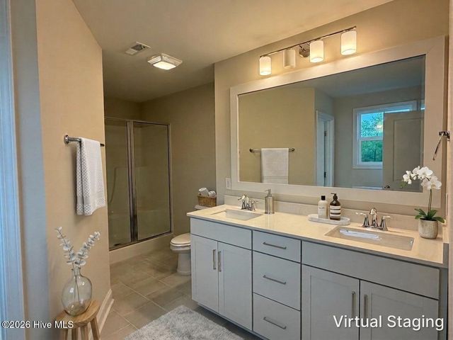 40 N Bandwheel Way, Hampstead, NC 28443
