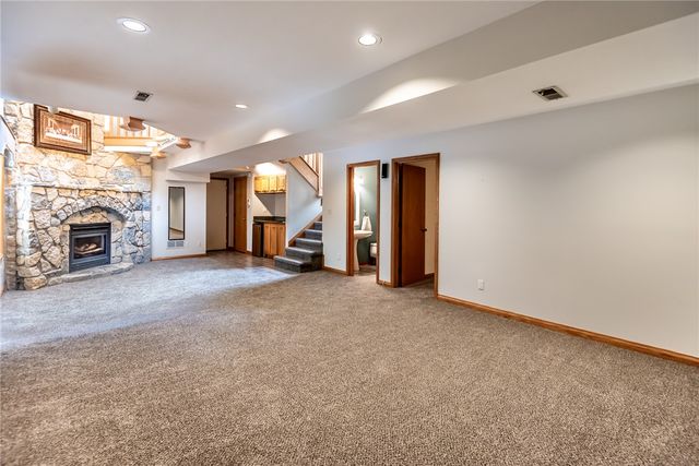 180 Eleanor Drive, Springboro, OH 45066