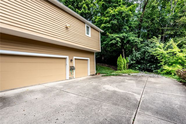 180 Eleanor Drive, Springboro, OH 45066