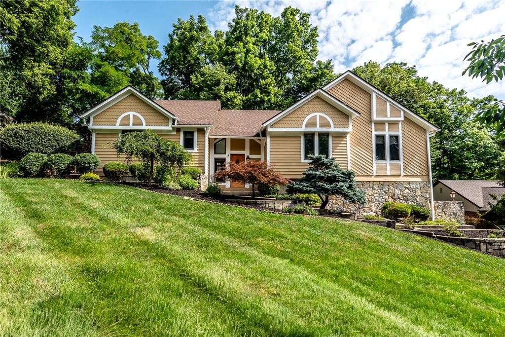 180 Eleanor Drive, Springboro, OH 45066